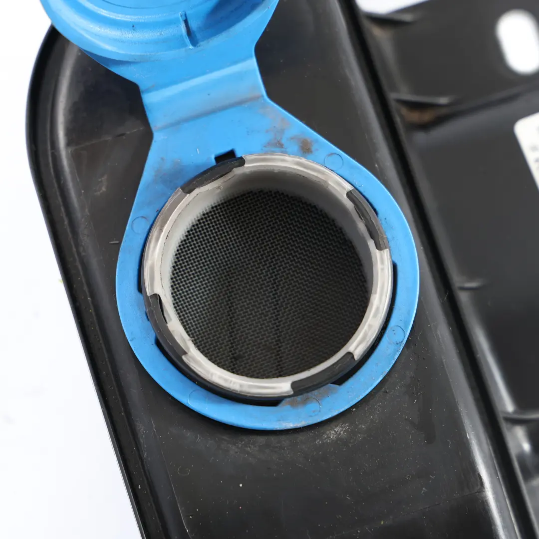 Audi Q5 8R Front Scheiben Waschanlage Tankeinfüll Stutzen - SKU 8R0955452A - Teilenummer 8R0955452A