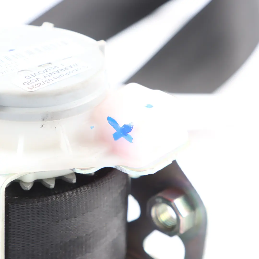 Belt Front Right O/S Seatbelt Black to Audi Q5 8R Seat with Part number 8R1857706N Audi Q5 8R Seat Belt Front Right O/S Seatbelt Black - SKU 8R1857706N-1 - Part number 8R1857706N