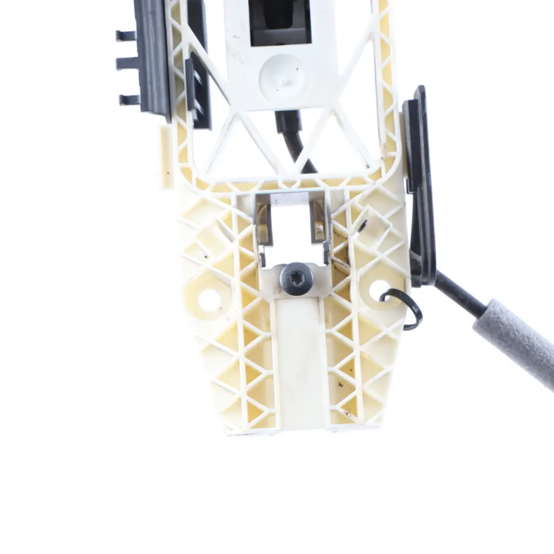 Puerta Manija Soporte Trasero Derecho Izquierdo Portador para Audi TT FV con número de pieza 8S0839885 Audi TT FV Puerta Manija Soporte Trasero Derecho Izquierdo Portador - SKU 8S0839885 - Número de pieza 8S0839885