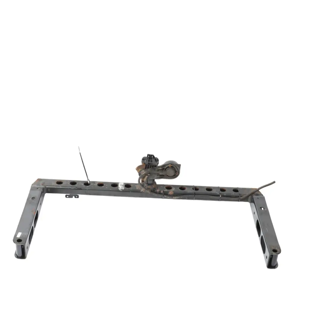 Audi A4 B8 Avant Towbar Towing Hitch Towing Carrier Tow Bar Trailer - SKU 8T0092155 - Part number 8T0092155