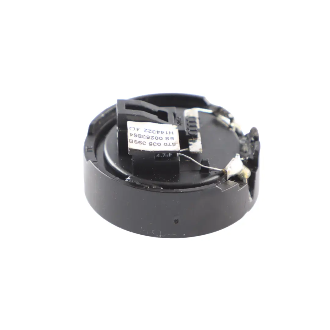 Głośnik Tweeter Drzwi Tył Lewy Prawy do Audi A4 B8 A5 8T o numerze 8T035399B Audi A4 B8 A5 8T Głośnik Tweeter Drzwi Tył Lewy Prawy - SKU 8T035399B - Numer Części 8T035399B