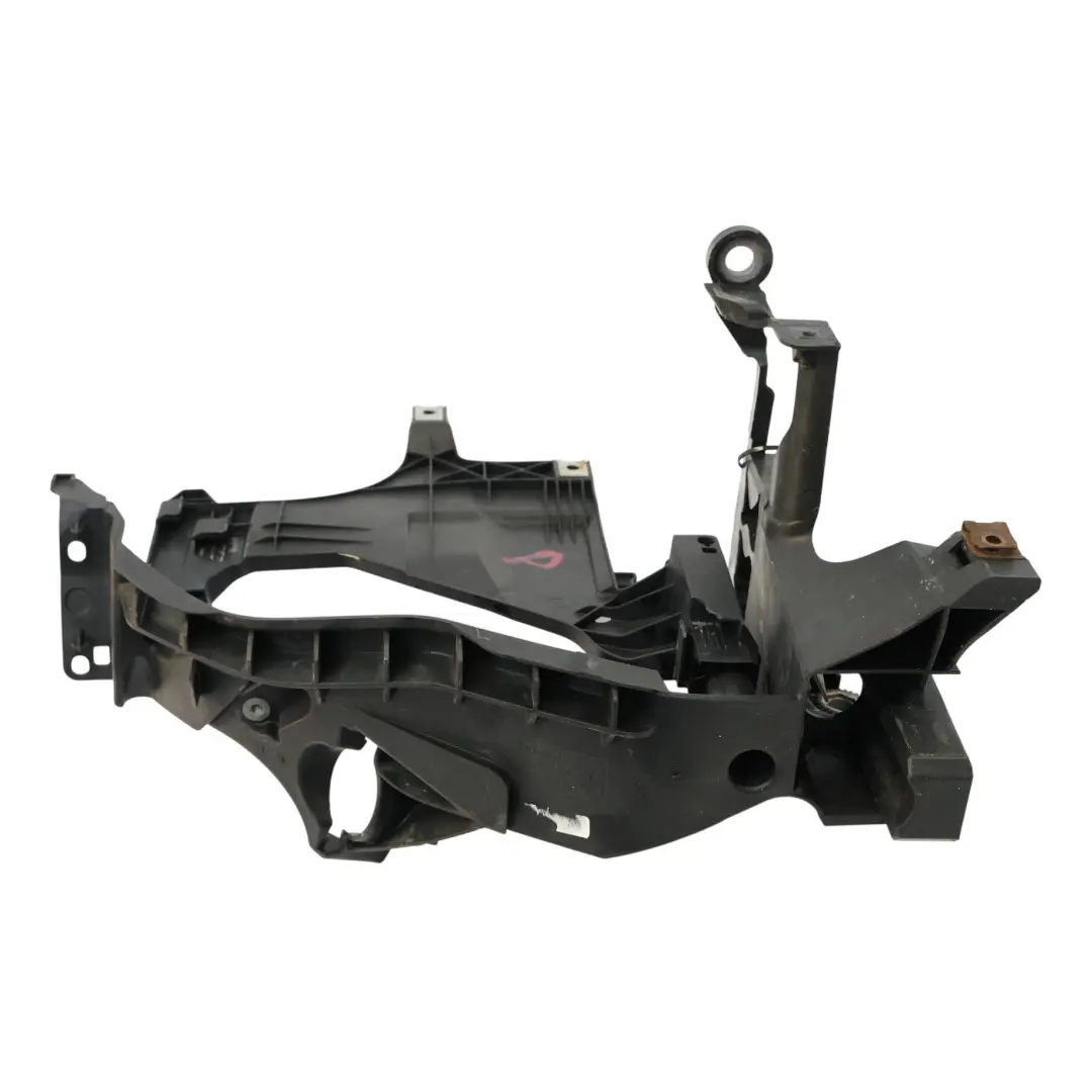 Audi A5 8T Soporte De Faro Delantero Derecho Montaje - SKU 8T0805608B - Número de pieza 8T0805608B