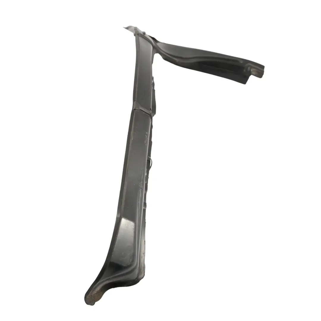 Guía De Revestimiento De Guardabarros Interior Derecho para Audi A5 8T con número de pieza 8T0821112A Audi A5 8T Guía De Revestimiento De Guardabarros Interior Derecho - SKU 8T0821112A - Número de pieza 8T0821112A