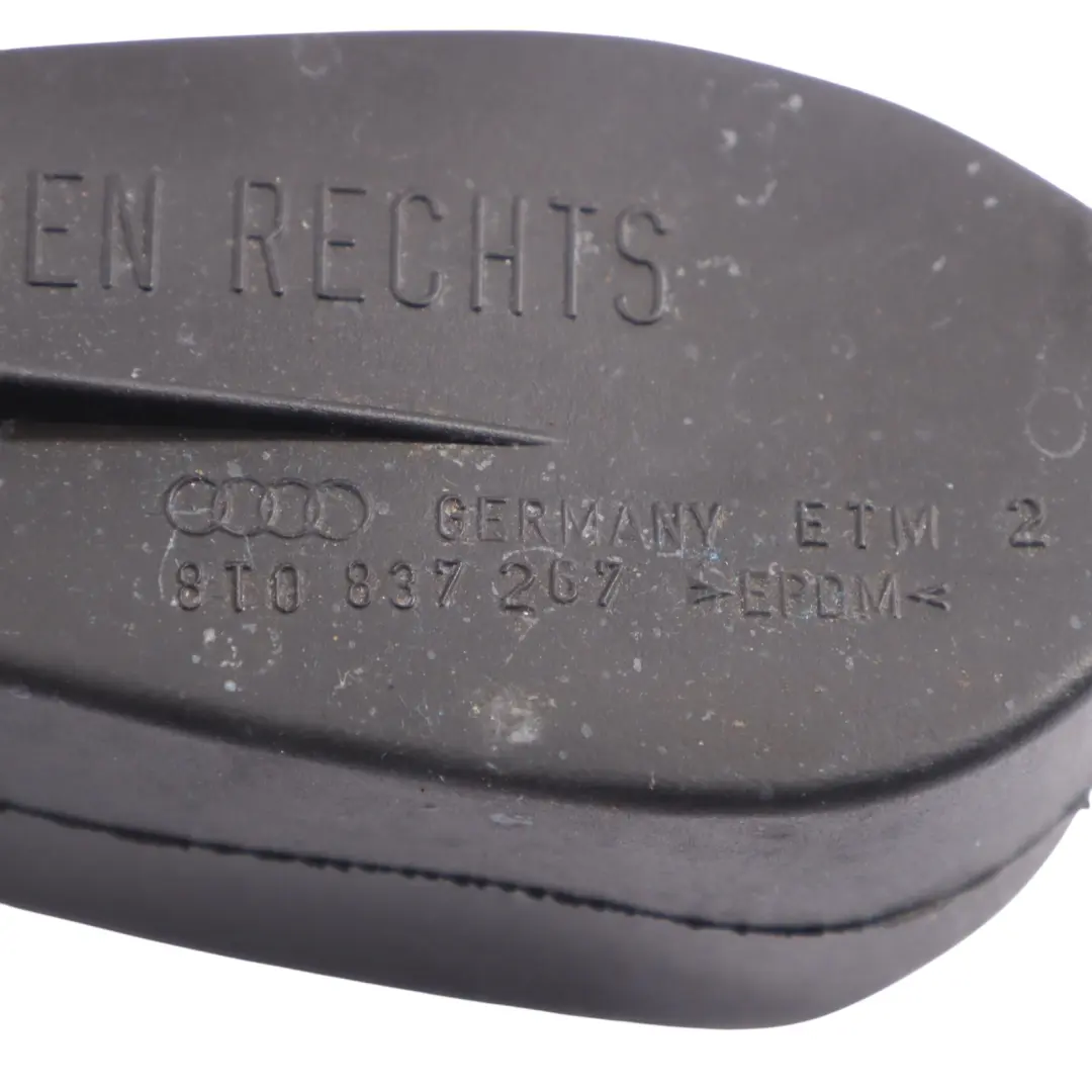 Cinghia del freno porta Anteriore Sinistra Destra per Audi A5 8T Coupe con numero di parte 8T0837203A Audi A5 8T Coupe Cinghia del freno porta Anteriore Sinistra Destra - SKU 8T0837203A - Numero di parte 8T0837203A