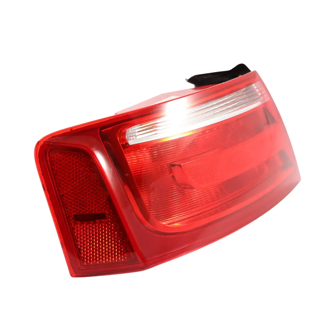 Rücklicht Lampe Links Außen 8T0945095 für Audi A5 8T mit Teilenummer 8T0945095F Audi A5 8T Rücklicht Lampe Links Außen 8T0945095 - SKU 8T0945095F - Teilenummer 8T0945095F