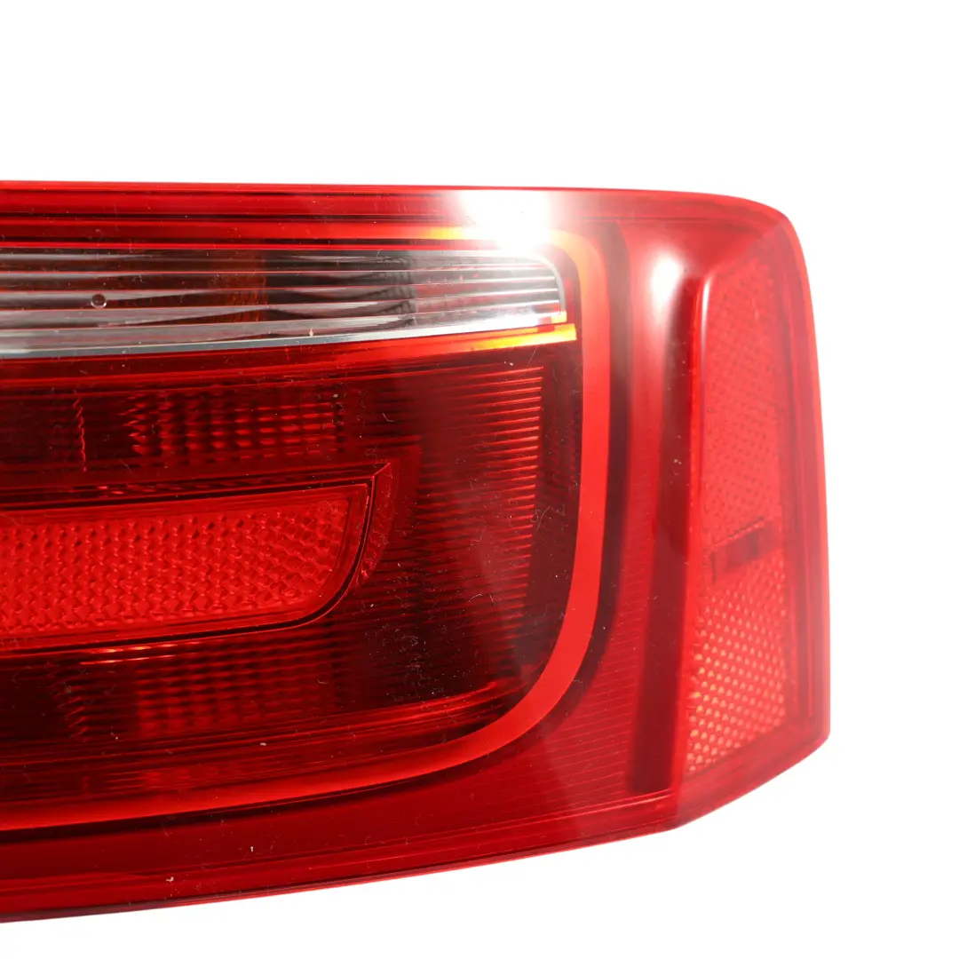 Audi A5 8T Tylna Lampa Światło Prawe Zewnętrzne 8T0945096 - SKU 8T0945096F - Numer Części 8T0945096F