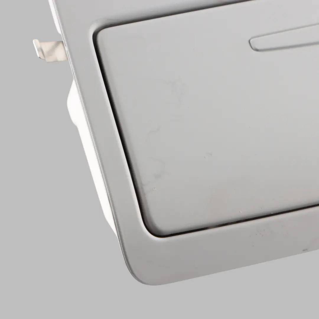 Dachhimmel Höflichkeit Dach Innenraum Leselampe Panel für Audi A4 B8 mit Teilenummer 8T0947135BE Audi A4 B8 Dachhimmel Höflichkeit Dach Innenraum Leselampe Panel - SKU 8T0947135BE - Teilenummer 8T0947135BE