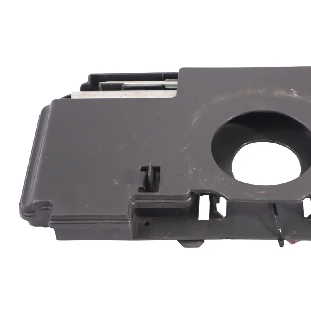  Soporte Portaherramientas Audi A5 8T Sportback - SKU 8T8813685 - Número de pieza 8T8813685