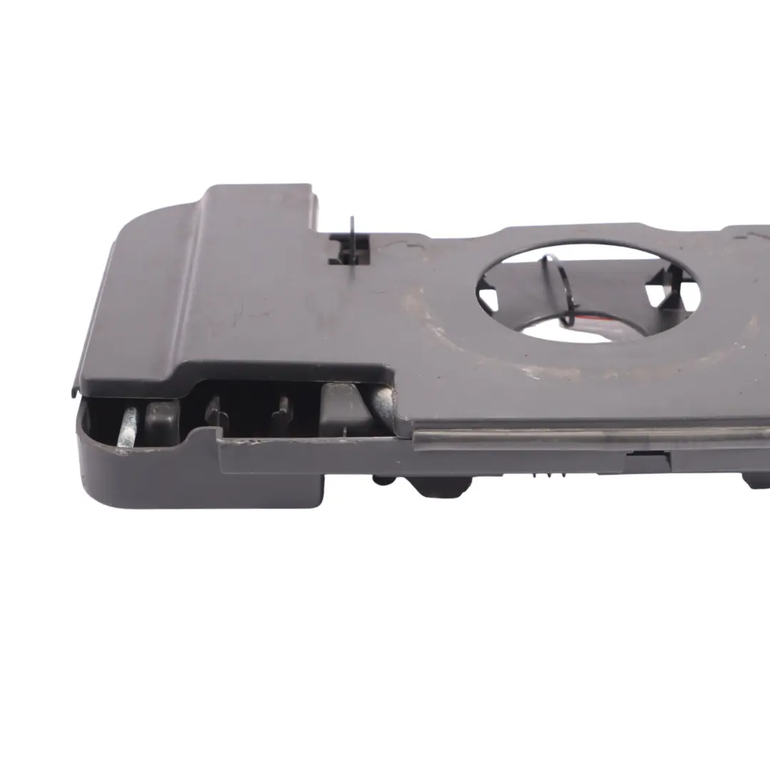  Soporte Portaherramientas Audi A5 8T Sportback - SKU 8T8813685 - Número de pieza 8T8813685