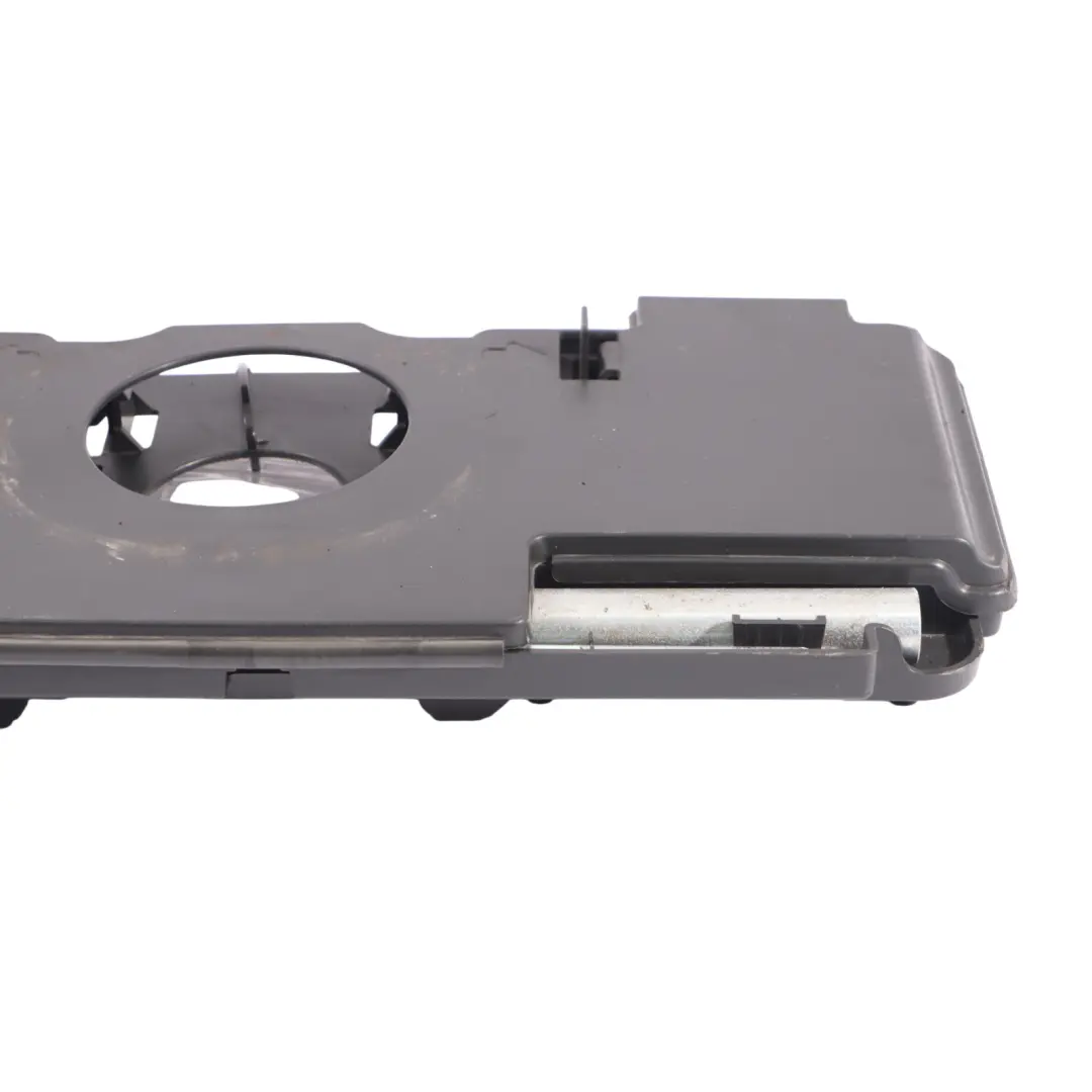 Audi A5 8T Sportback Supporto Per Cassetta Degli Attrezzi - SKU 8T8813685 - Numero di parte 8T8813685