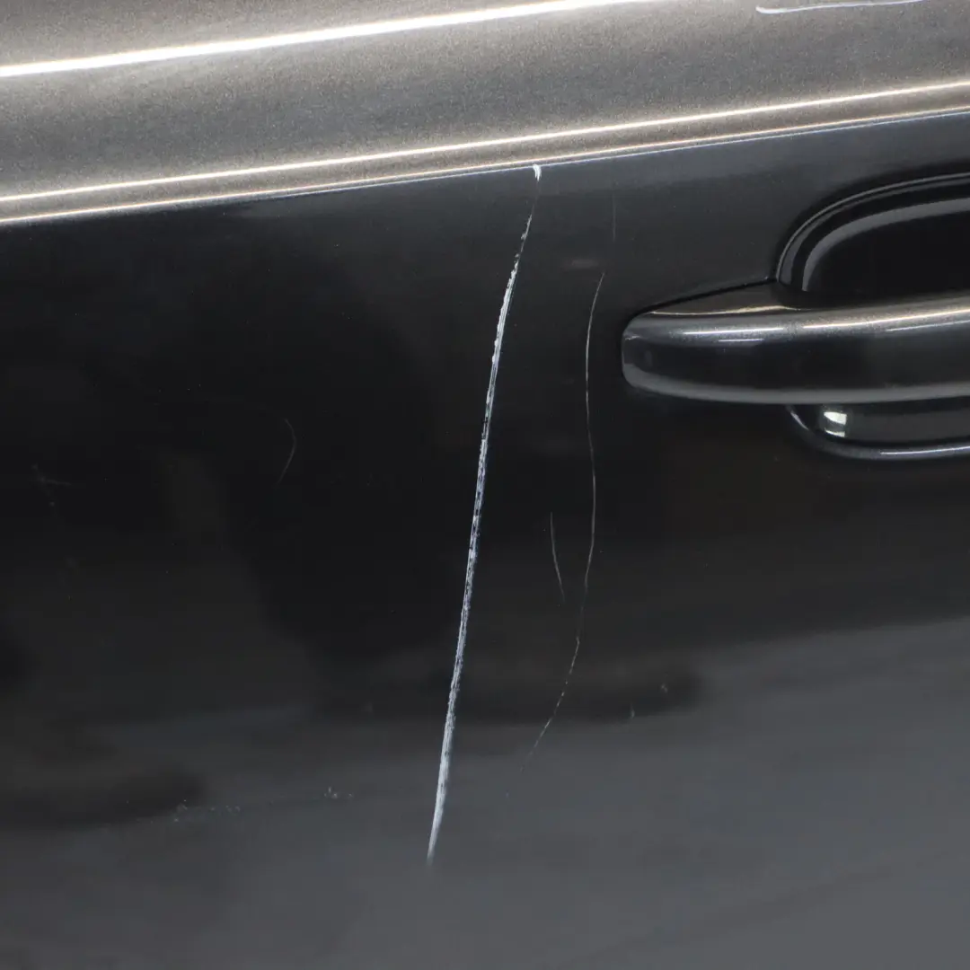 Drzwi Przednie Lewe Lava Grey Perłowy Efekt - Z7L do Audi A5 8T Coupe o numerze 8T8831051C Audi A5 8T Coupe Drzwi Przednie Lewe Lava Grey Perłowy Efekt - Z7L - SKU 8T8831051C-LAG - Numer Części 8T8831051C