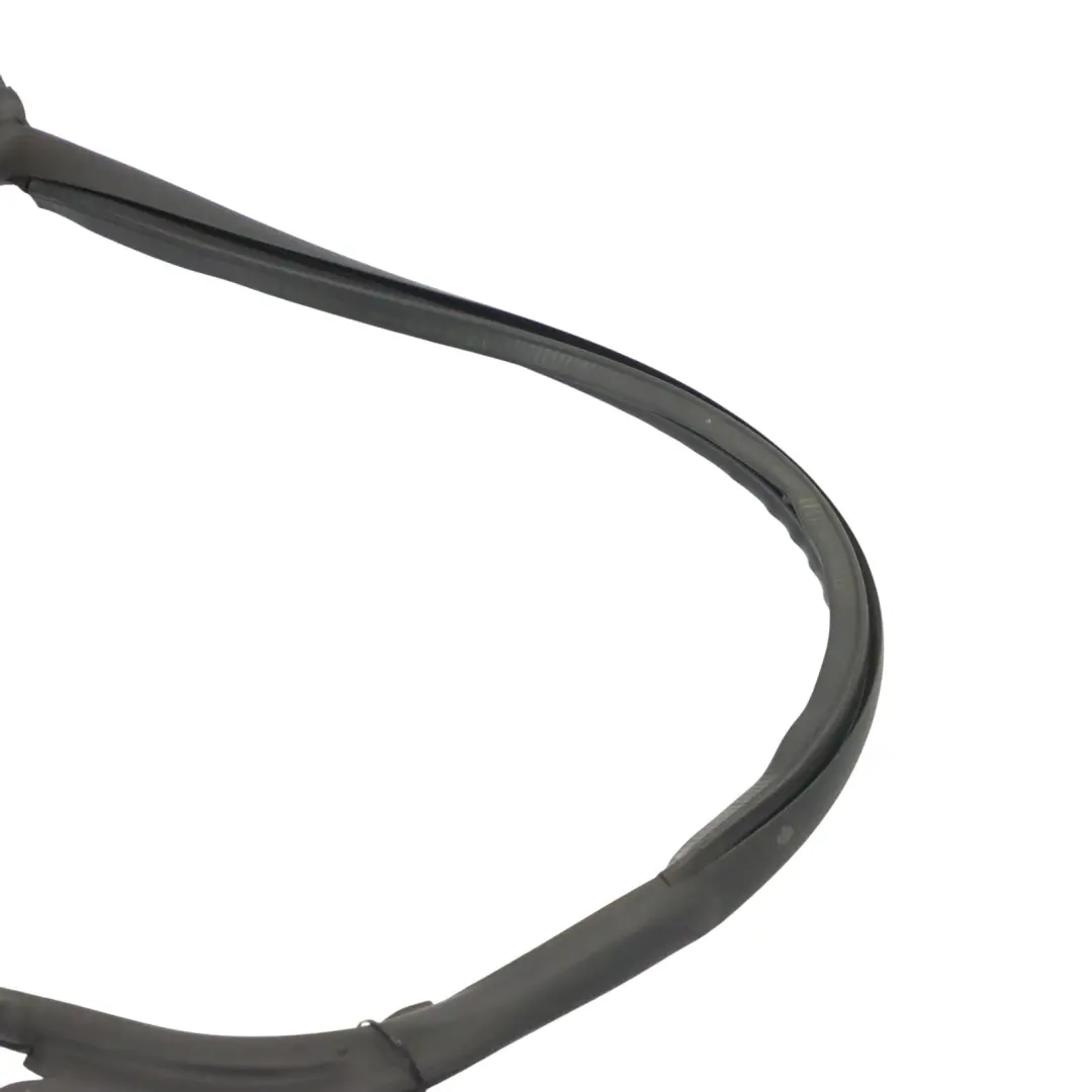 Guarnizione Interna Anteriore In Gomma Destra per Audi A5 8T con numero di parte 8T8831708C Audi A5 8T Guarnizione Interna Anteriore In Gomma Destra - SKU 8T8831708C - Numero di parte 8T8831708C