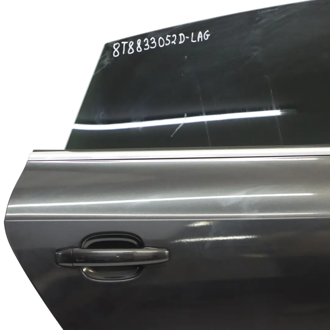 Sportback Puerta Trasera Derecha Panel Gris Lava Perla - Z7L para Audi A5 8T con número de pieza 8T8833052D Audi A5 8T Sportback Puerta Trasera Derecha Panel Gris Lava Perla - Z7L - SKU 8T8833052D-LAG - Número de pieza 8T8833052D