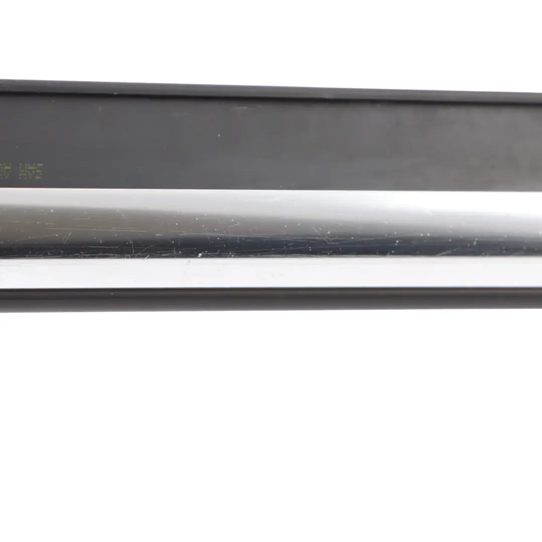 Joint D'Étanchéité De Vitre Avant Gauche Chromé pour Audi A5 8T à propos du numéro de pièce 8T8853283D Audi A5 8T Joint D'Étanchéité De Vitre Avant Gauche Chromé - SKU 8T8853283D - Numéro de pièce 8T8853283D