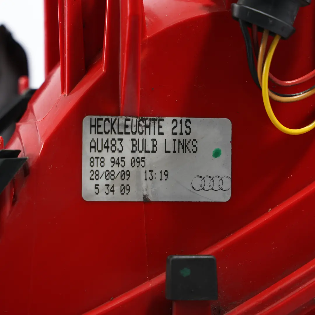 Feu Arrière Gauche Panneau Latéral pour Audi A5 8T à propos du numéro de pièce 8T8945095 Audi A5 8T Feu Arrière Gauche Panneau Latéral - SKU 8T8945095 - Numéro de pièce 8T8945095