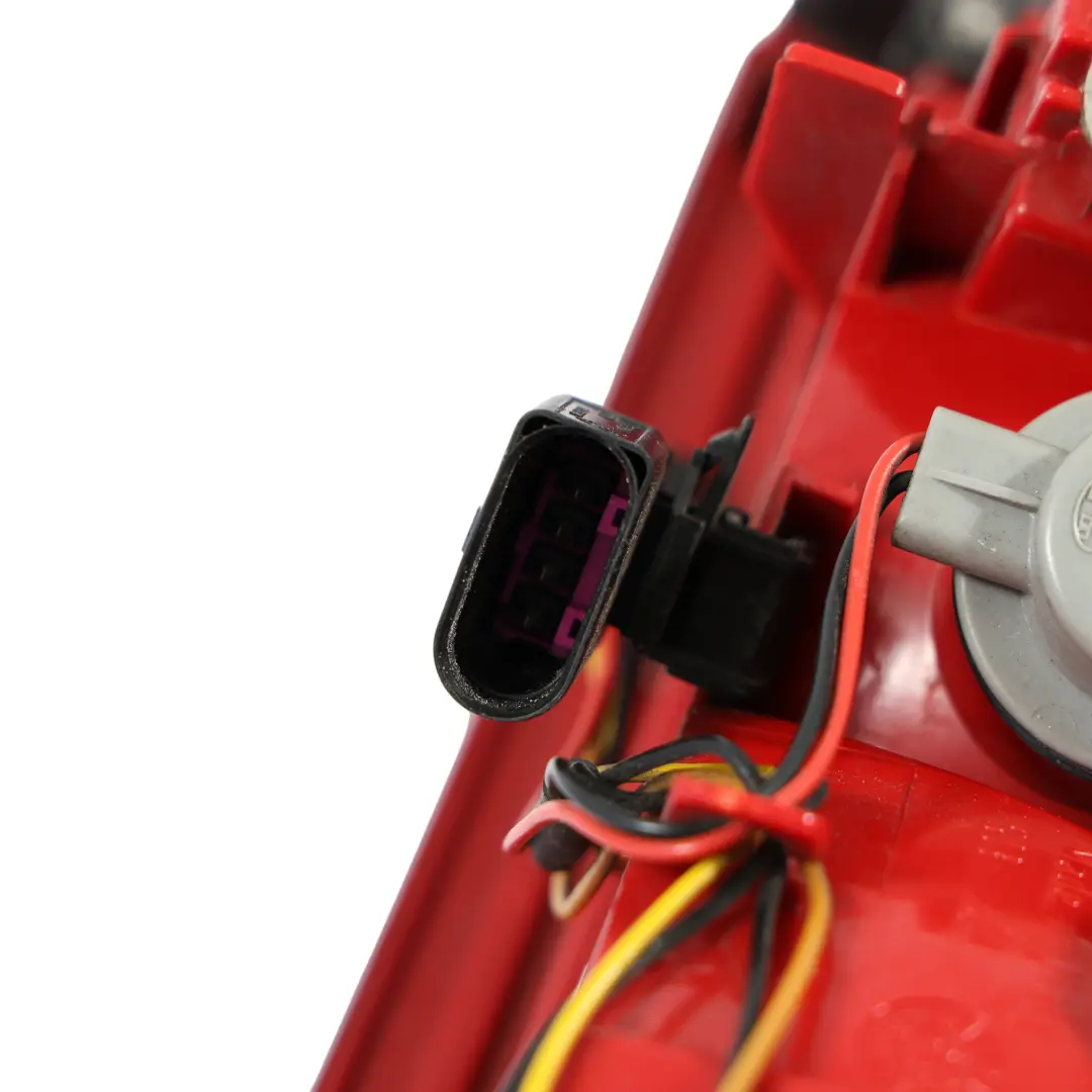 Audi A5 8T Lampa Lewa Tylna Światło Tylne - SKU 8T8945095 - Numer Części 8T8945095