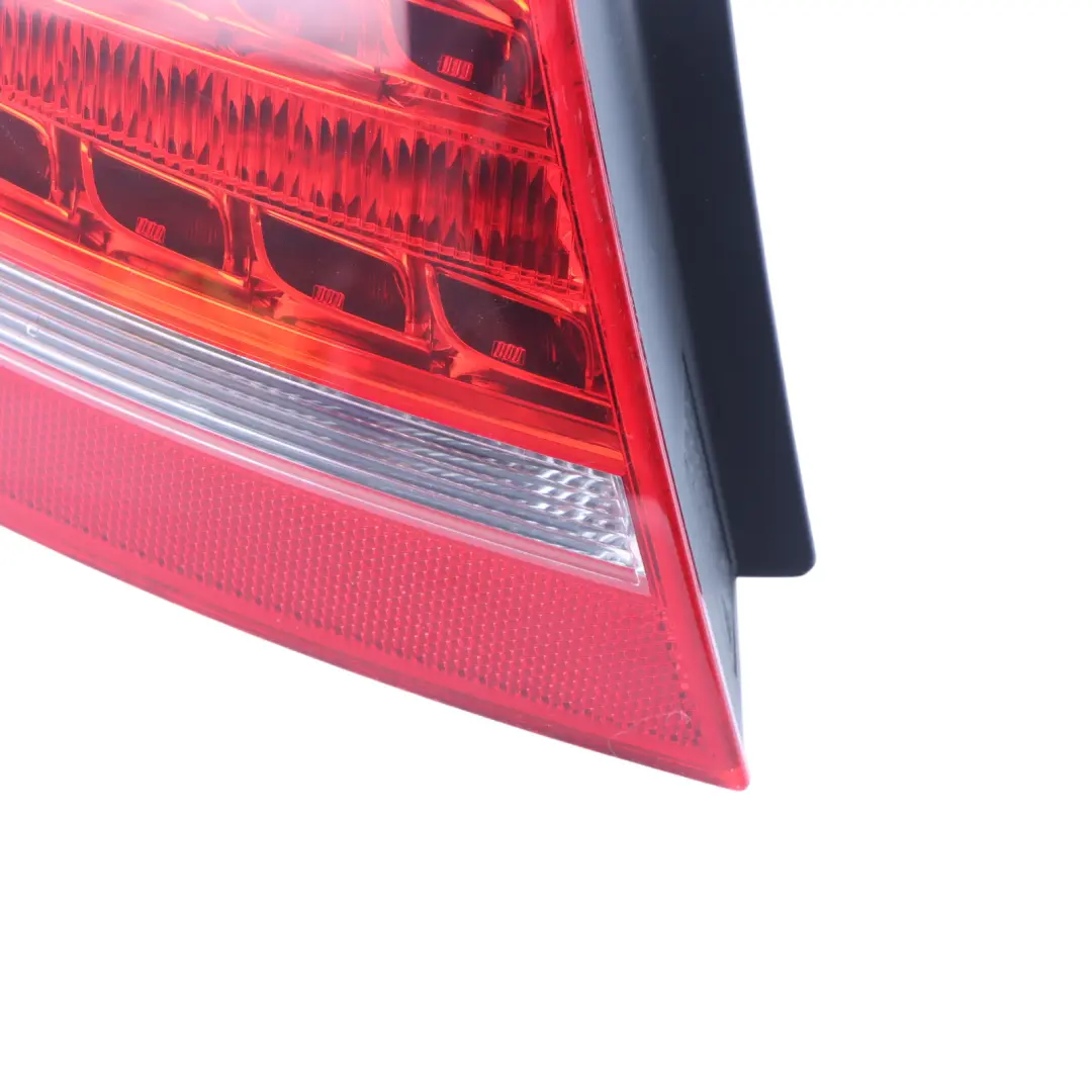 Fanale Posteriore Pannello Posteriore Esterno Sinistro per Audi A5 8T con numero di parte 8T8945095D Audi A5 8T Fanale Posteriore Pannello Posteriore Esterno Sinistro - SKU 8T8945095D - Numero di parte 8T8945095D