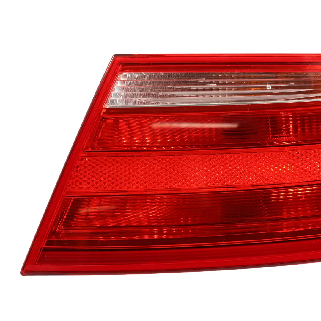 Audi A5 8T Lampa Tylna Lewa Strona Tylne Światło - SKU 8T8945096 - Numer Części 8T8945096