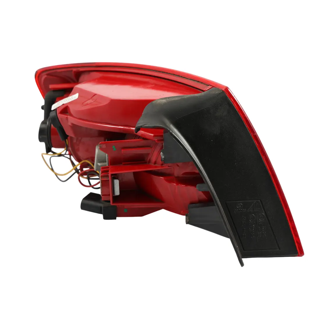 Rücklicht Lampe Seitenwand Hinten Rechts Audi A5 8T - SKU 8T8945096 - Teilenummer 8T8945096