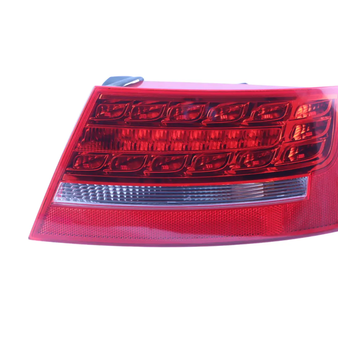 Fanale Posteriore Pannello Laterale Destro Fanale per Audi A5 8T con numero di parte 8T8945096D Audi A5 8T Fanale Posteriore Pannello Laterale Destro Fanale - SKU 8T8945096D - Numero di parte 8T8945096D
