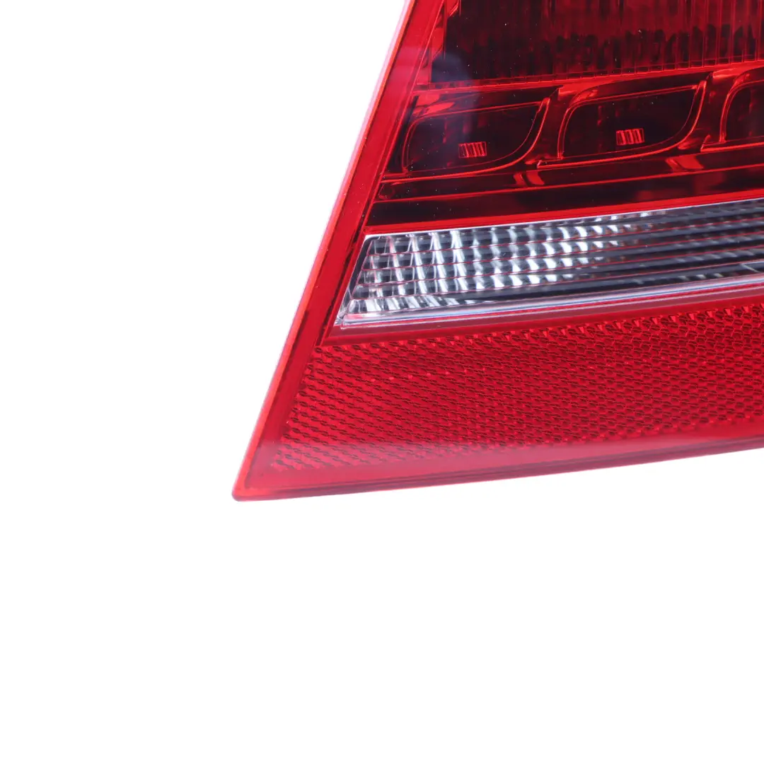 Panel Lateral Luz Trasera Derecha Faro Trasero para Audi A5 8T con número de pieza 8T8945096D Audi A5 8T Panel Lateral Luz Trasera Derecha Faro Trasero - SKU 8T8945096D - Número de pieza 8T8945096D