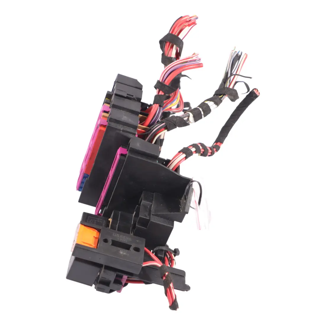 Module De Commande Relais Boîte À Fusibles pour Audi A5 8T à propos du numéro de pièce 8T8971845 Audi A5 8T Module De Commande Relais Boîte À Fusibles - SKU 8T8971845 - Numéro de pièce 8T8971845