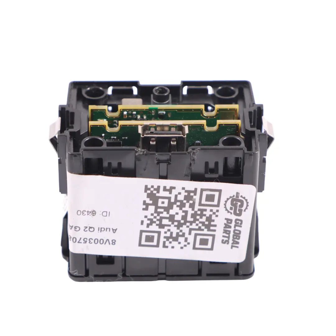 Porta USB Tipo-C Presa AUX Connessione Ingresso per Audi Q2 GA con numero di parte 8V0035708 Audi Q2 GA Porta USB Tipo-C Presa AUX Connessione Ingresso - SKU 8V0035708 - Numero di parte 8V0035708