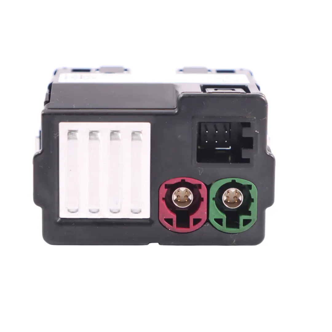 Audi Q2 GA Port USB Typ-C Gniazdo AUX Wtyczka - SKU 8V0035708 - Numer Części 8V0035708