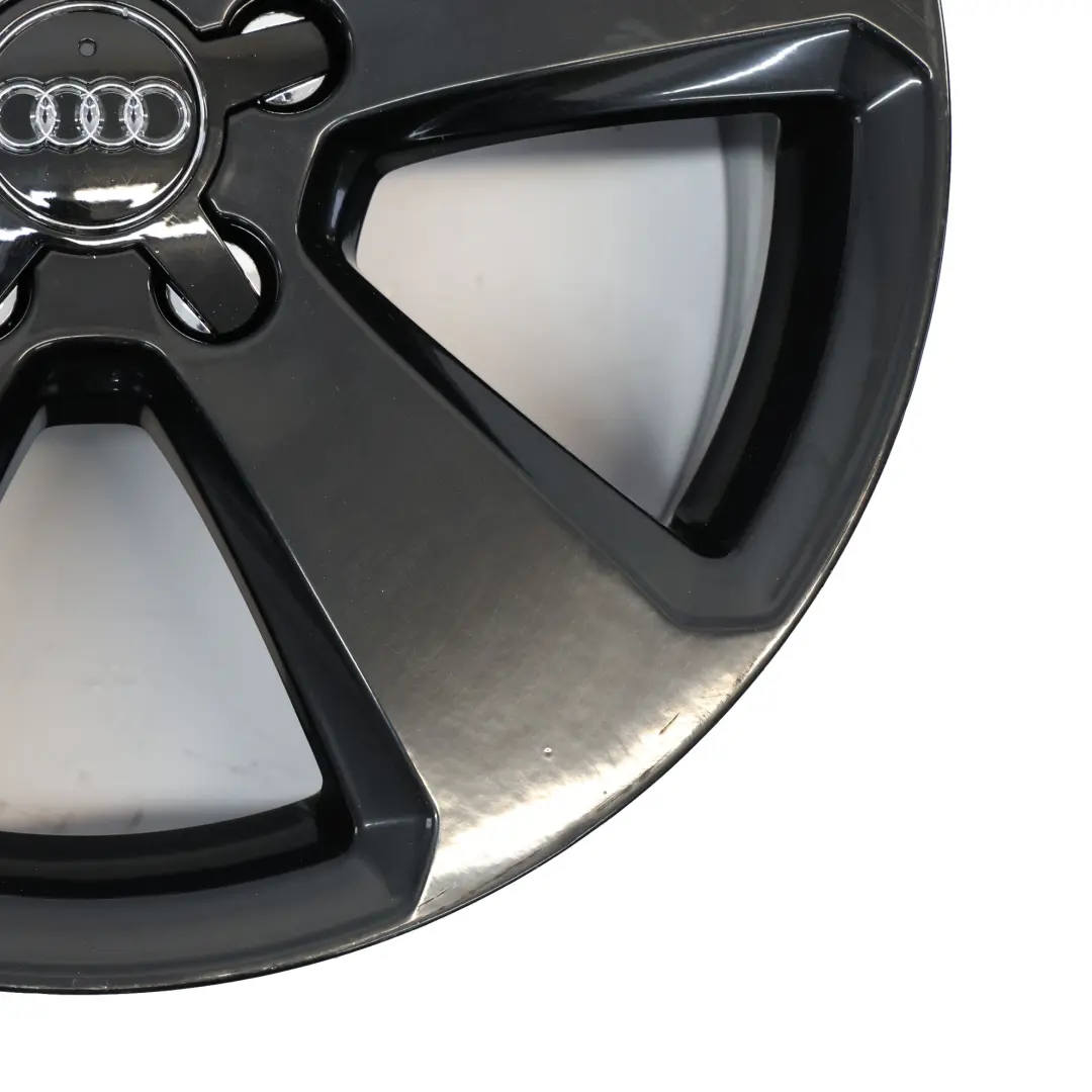Schwarz Alufelge 17" ET:51 7,5J Sternspeiche für Audi A3 8V mit Teilenummer 8V0601025 Audi A3 8V Schwarz Alufelge 17" ET:51 7,5J Sternspeiche - SKU 8V0601025-1 - Teilenummer 8V0601025