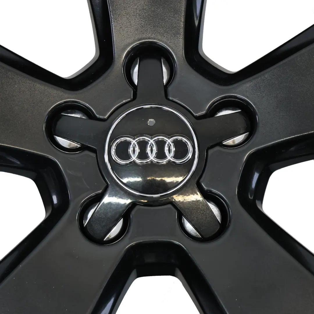 Cerchio In Lega Nero 17" ET:51 7,5J Raggi A Stella per Audi A3 8V con numero di parte 8V0601025 Audi A3 8V Cerchio In Lega Nero 17" ET:51 7,5J Raggi A Stella - SKU 8V0601025-2 - Numero di parte 8V0601025