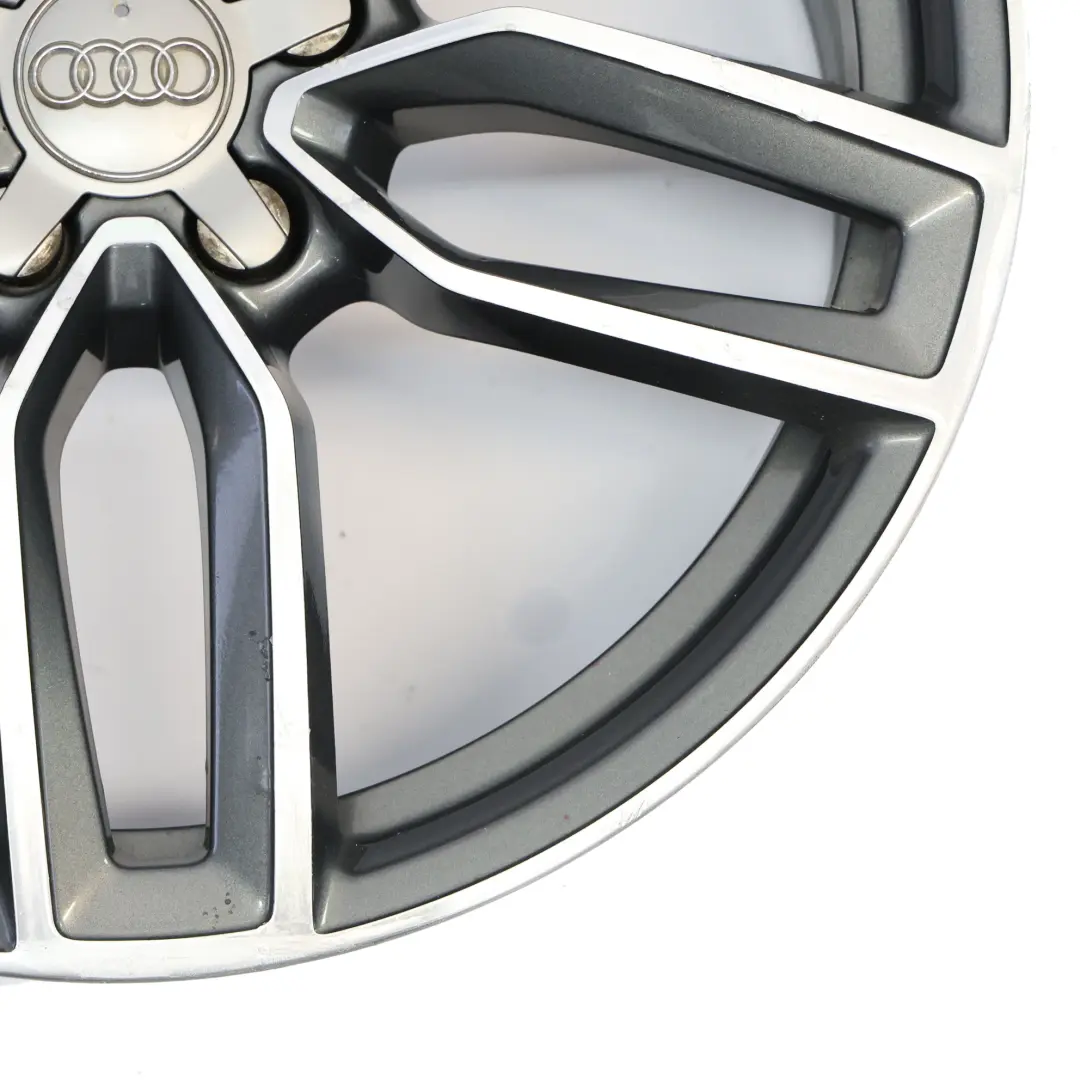 Alufelge 19" 8J ET:49 Doppelsternspeiche für Audi A3 8V mit Teilenummer 8V0601025AB Audi A3 8V Alufelge 19" 8J ET:49 Doppelsternspeiche - SKU 8V0601025AB-1 - Teilenummer 8V0601025AB