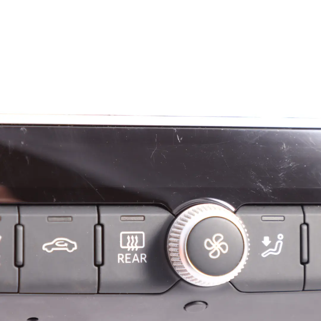 Audi A3 8V Panel Sterowania Klimatyzacją A/C Ogrzewaniem - SKU 8V0820043M - Numer Części 8V0820043M