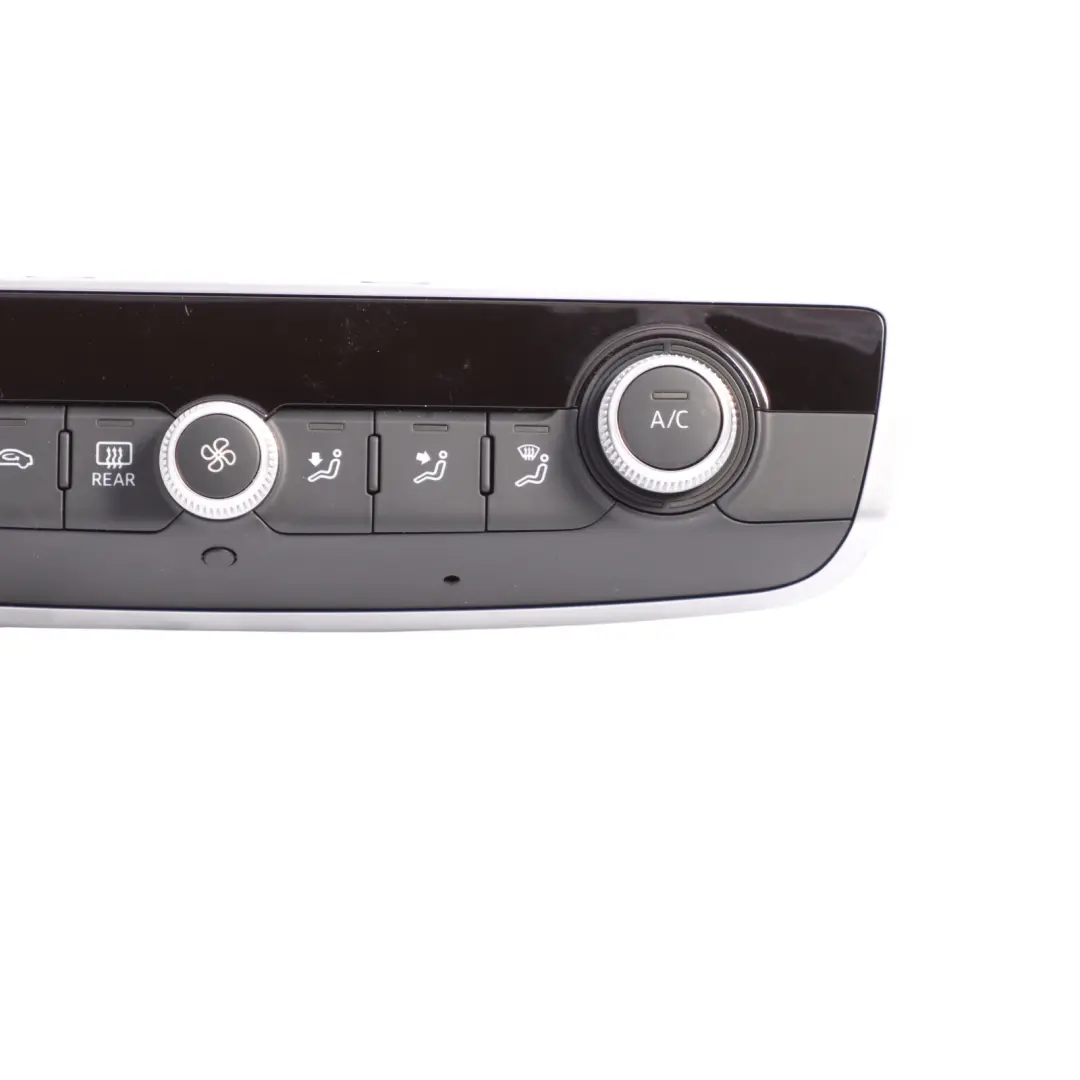 Audi A3 8V Panel Sterowania Klimatyzacją A/C Ogrzewaniem - SKU 8V0820043M - Numer Części 8V0820043M