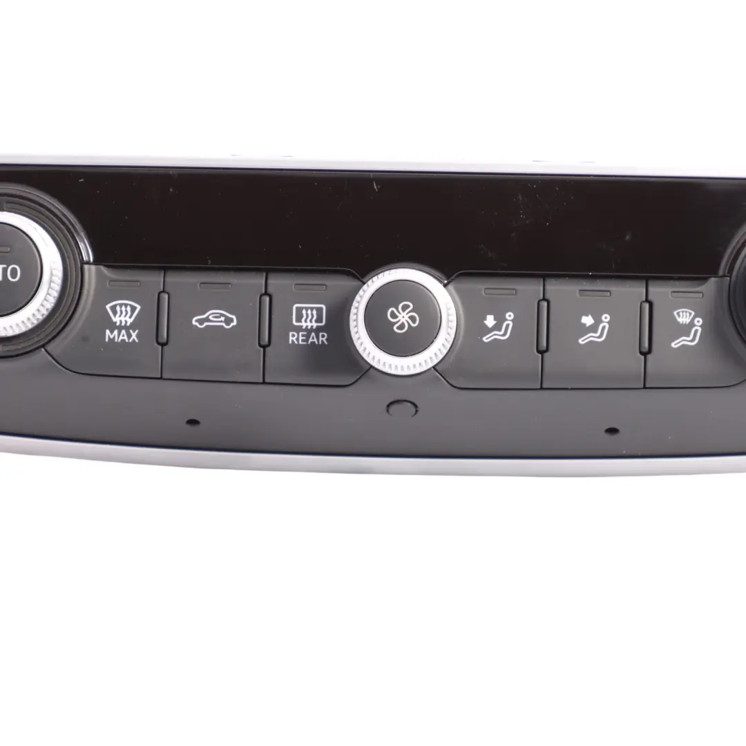 Audi A3 8V Panel Sterowania Klimatyzacją A/C Ogrzewaniem - SKU 8V0820043M - Numer Części 8V0820043M