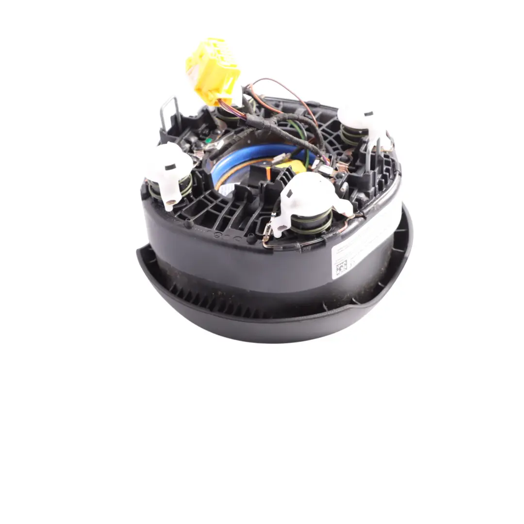 Steering Wheel Driver's Air Module Unit to Audi A3 S3 RS3 8V with Part number 8V0880201BB Audi A3 S3 RS3 8V Steering Wheel Driver's Air Module Unit - SKU 8V0880201BB - Part number 8V0880201BB