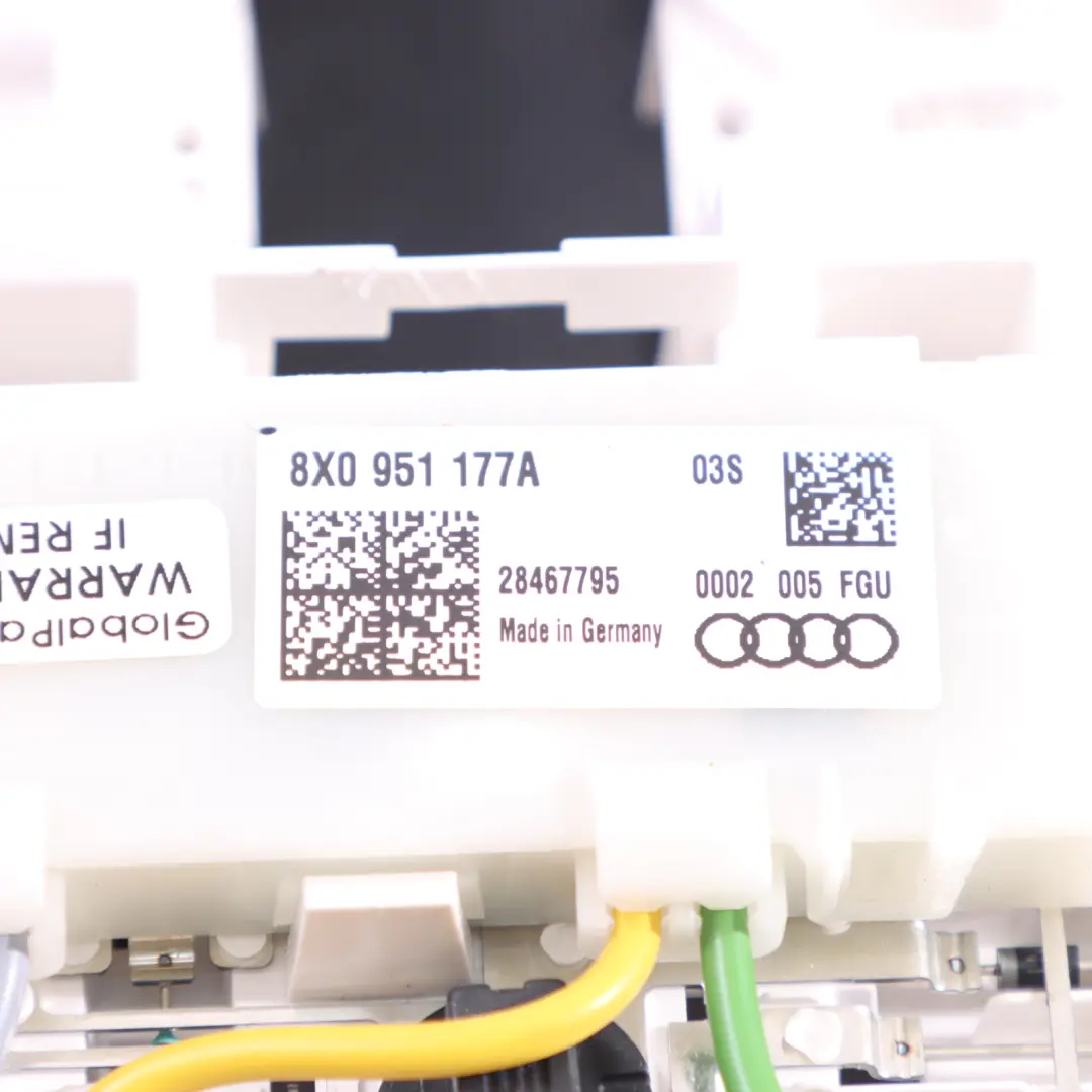 Vordere Dachleuchte Höflichkeit Leselampe Schalttafel für Audi A3 8V mit Teilenummer 8V0947135A Audi A3 8V Vordere Dachleuchte Höflichkeit Leselampe Schalttafel - SKU 8V0947135A-2 - Teilenummer 8V0947135A