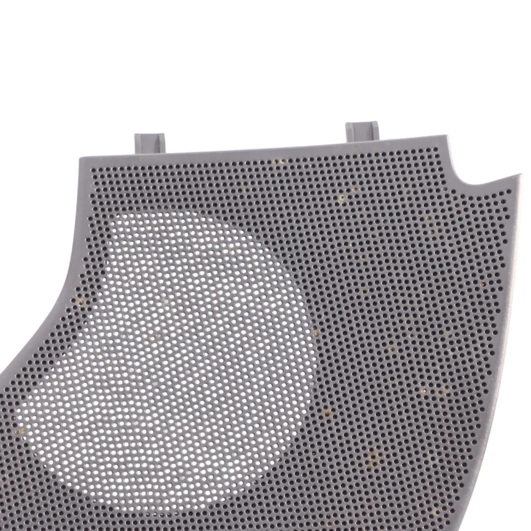 Cache Haut Parleur Porte Avant Droit Côté Conducteur pour Audi A3 RS3 8V à propos du numéro de pièce 8V3035410A Audi A3 RS3 8V Cache Haut Parleur Porte Avant Droit Côté Conducteur - SKU 8V3035410A-1 - Numéro de pièce 8V3035410A