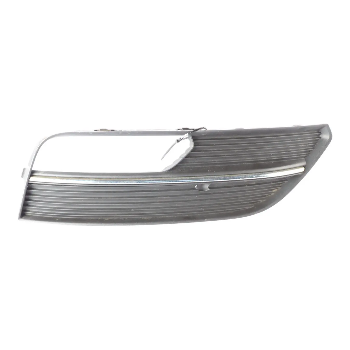 Audi A3 8V Support De Calandre Pour Pare Chocs Avant Droit 8V3807682A