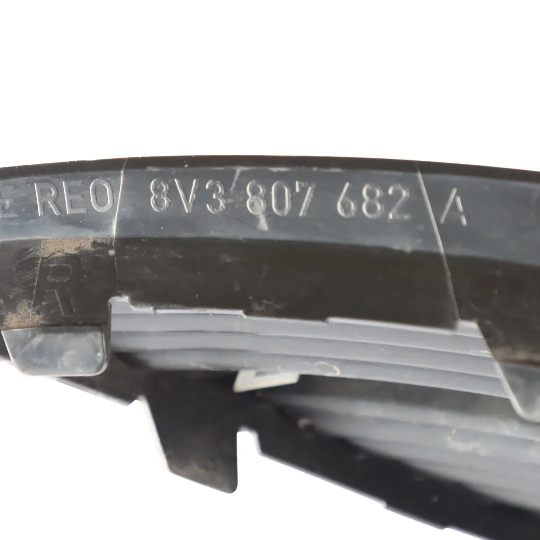 Parachoques Delantero Derecho Rejilla Soporte De Montaje para Audi A3 8V con número de pieza 8V3807682A Audi A3 8V Parachoques Delantero Derecho Rejilla Soporte De Montaje - SKU 8V3807682A - Número de pieza 8V3807682A