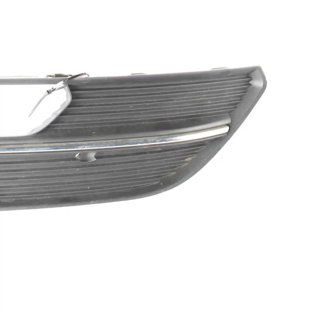 Front Bumper Cover Right O/S Grid Grille Bracket Mount to Audi A3 8V with Part number 8V3807682A Audi A3 8V Front Bumper Cover Right O/S Grid Grille Bracket Mount - SKU 8V3807682A - Part number 8V3807682A