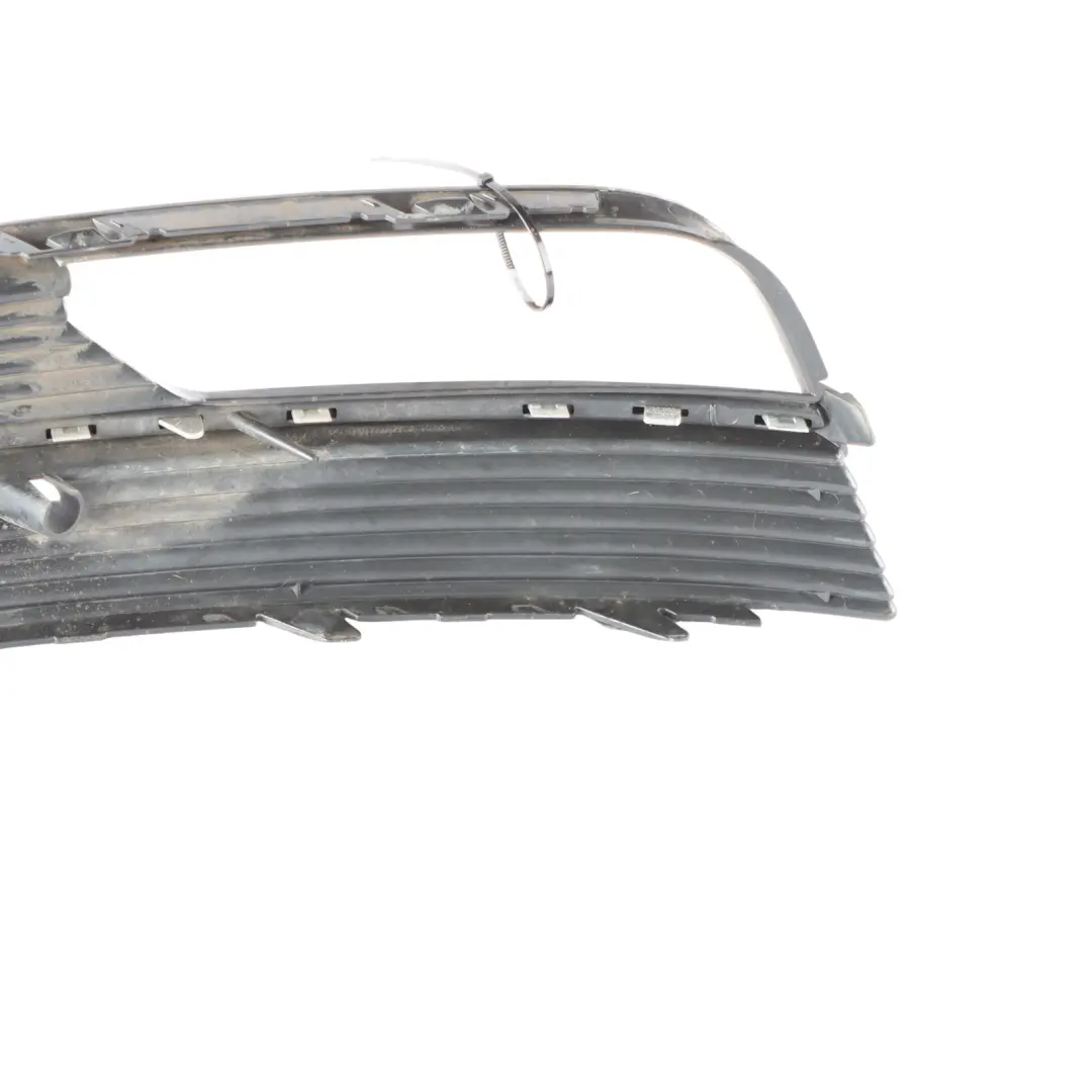 Audi A3 8V Vorne Stoßstangen Abdeckung Rechts Gitter Halterung - SKU 8V3807682A - Teilenummer 8V3807682A