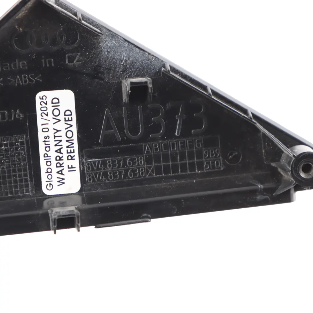 Sportback Tapa Esquina Puerta Delantera Derecha Negro Alto Brillo para Audi A3 8V con número de pieza 8V4837638A Audi A3 8V Sportback Tapa Esquina Puerta Delantera Derecha Negro Alto Brillo - SKU 8V4837638A - Número de pieza 8V4837638A