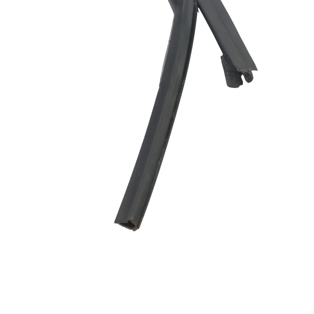 Joint Lunette Arrière Audi A3 8V Sportback Joint Porte Cadre Gauche pour à propos du numéro de pièce 8V4839439C Joint Lunette Arrière Audi A3 8V Sportback Joint Porte Cadre Gauche - SKU 8V4839439C - Numéro de pièce 8V4839439C