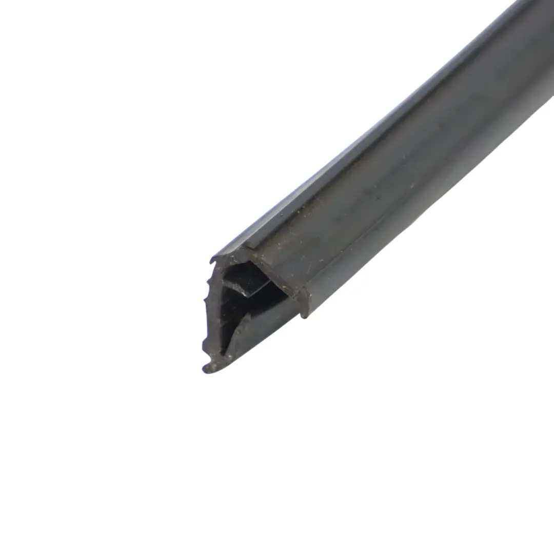  Joint Lunette Arrière Audi A3 8V Sportback Joint Porte Cadre Gauche - SKU 8V4839439C - Numéro de pièce 8V4839439C