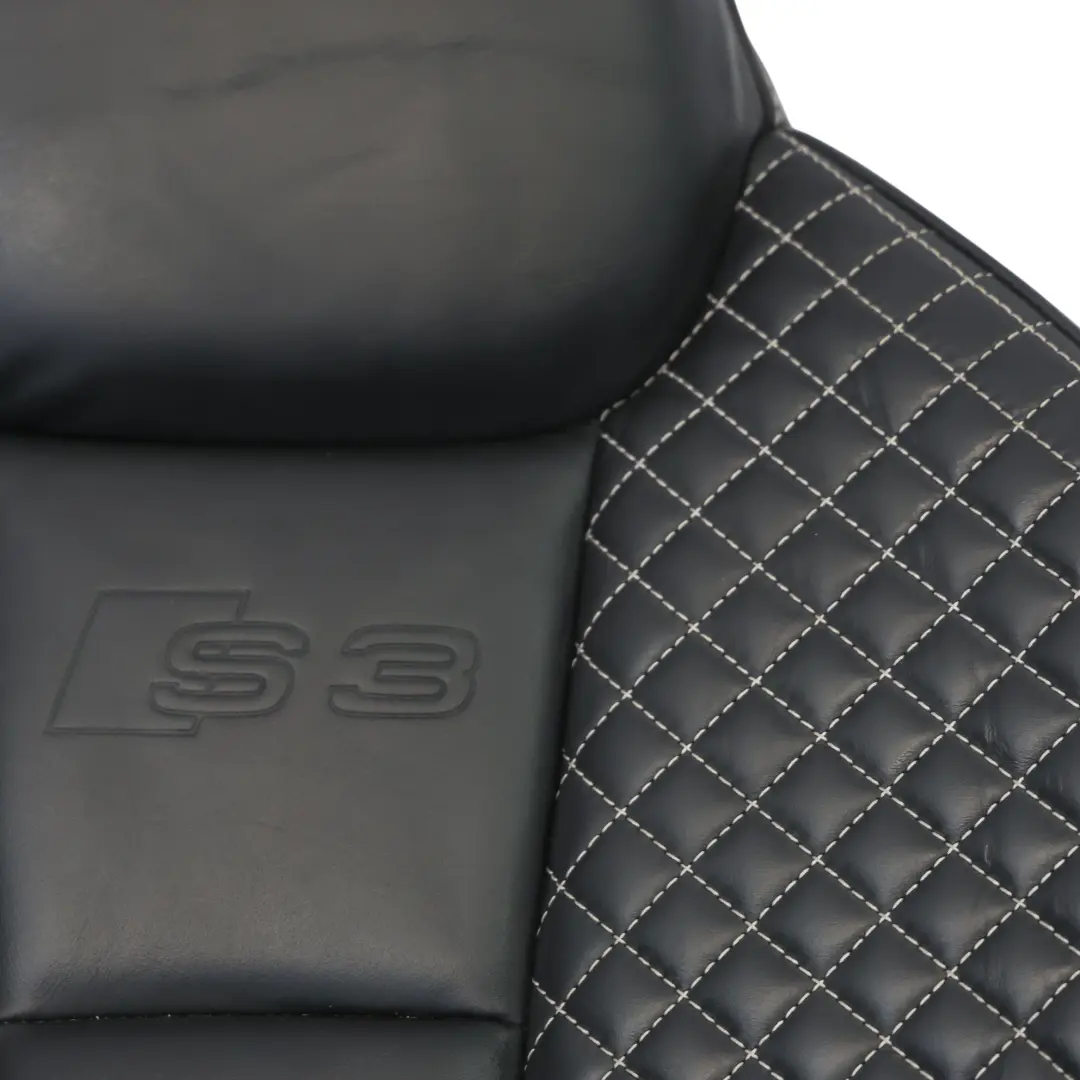 Asiento Delantero Respaldo S Line Cojín Derecho para Audi S3 8V con número de pieza 8V4881806P Audi S3 8V Asiento Delantero Respaldo S Line Cojín Derecho - SKU 8V4881806P - Número de pieza 8V4881806P