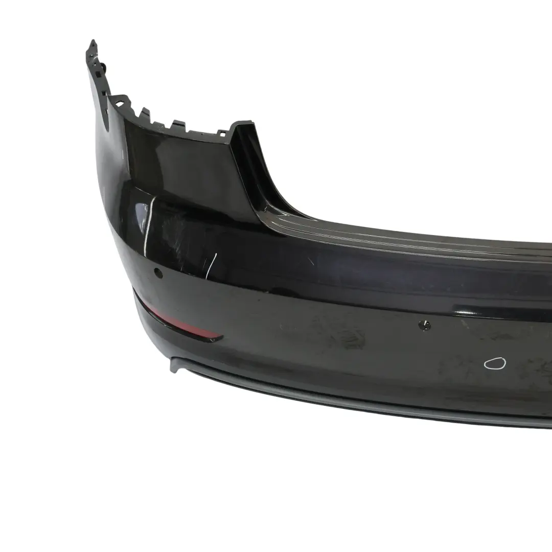 Tylny Zderzak Brilliant Black Czarny Metalik - Y9B do Audi A3 8V o numerze 8V5807067K Audi A3 8V Tylny Zderzak Brilliant Black Czarny Metalik - Y9B - SKU 8V5807067K-BBL - Numer Części 8V5807067K