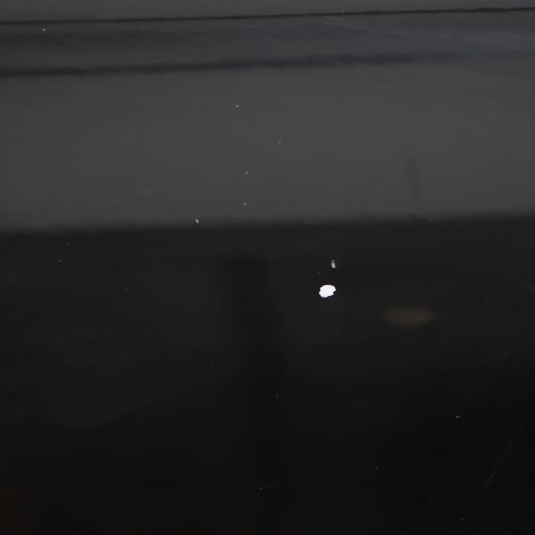 Sportback Drzwi Tylne Prawe Brilliant Black Czarny Metalik - Y9B do Audi A3 8V o numerze 8V5833052A Audi A3 8V Sportback Drzwi Tylne Prawe Brilliant Black Czarny Metalik - Y9B - SKU 8V5833052A-BBL - Numer Części 8V5833052A