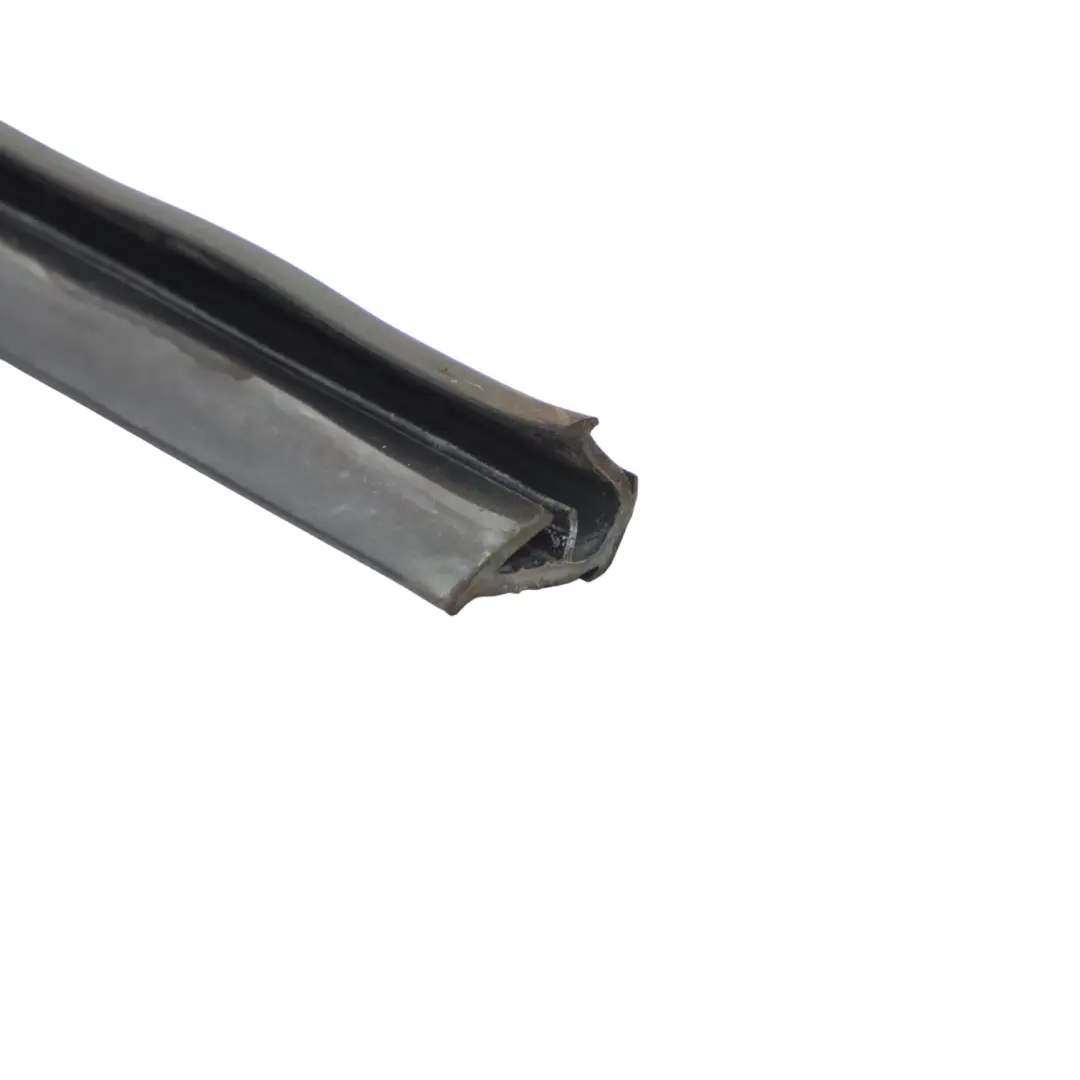 Front Door Window Glass Guide Rail Gasket Seal Right O/S to Audi A3 8V with Part number 8V5837432 Audi A3 8V Front Door Window Glass Guide Rail Gasket Seal Right O/S - SKU 8V5837432 - Part number 8V5837432