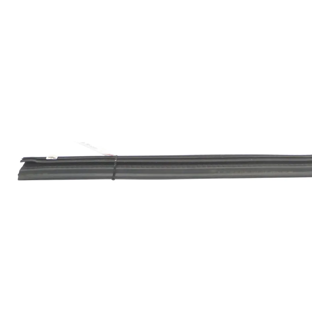 Audi A3 8V Vorderes Inneres Fenster Glas Dichtung Gummi Rechts - SKU 8V5837480 - Teilenummer 8V5837480