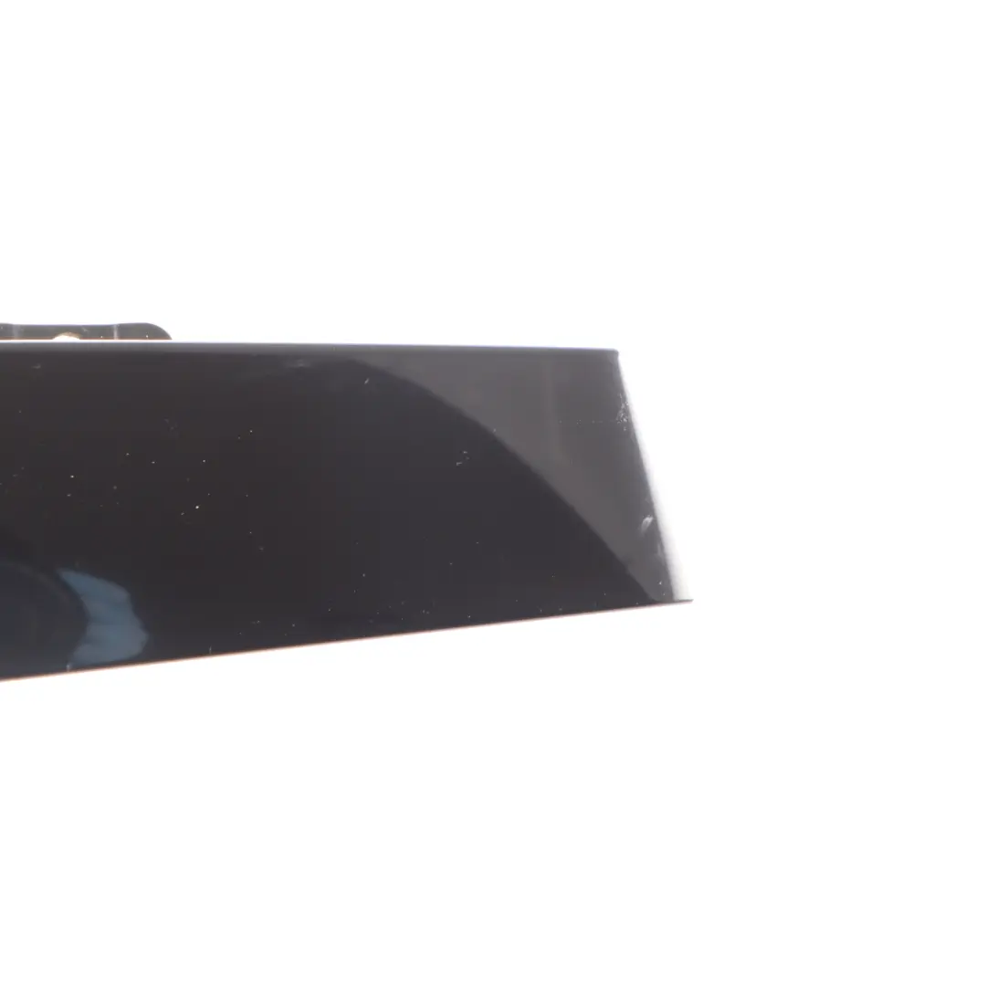 Rivestimento Frontale Colonna B Pannello Esterno Sinistro per Audi S3 8V con numero di parte 8V5837901B Audi S3 8V Rivestimento Frontale Colonna B Pannello Esterno Sinistro - SKU 8V5837901B - Numero di parte 8V5837901B